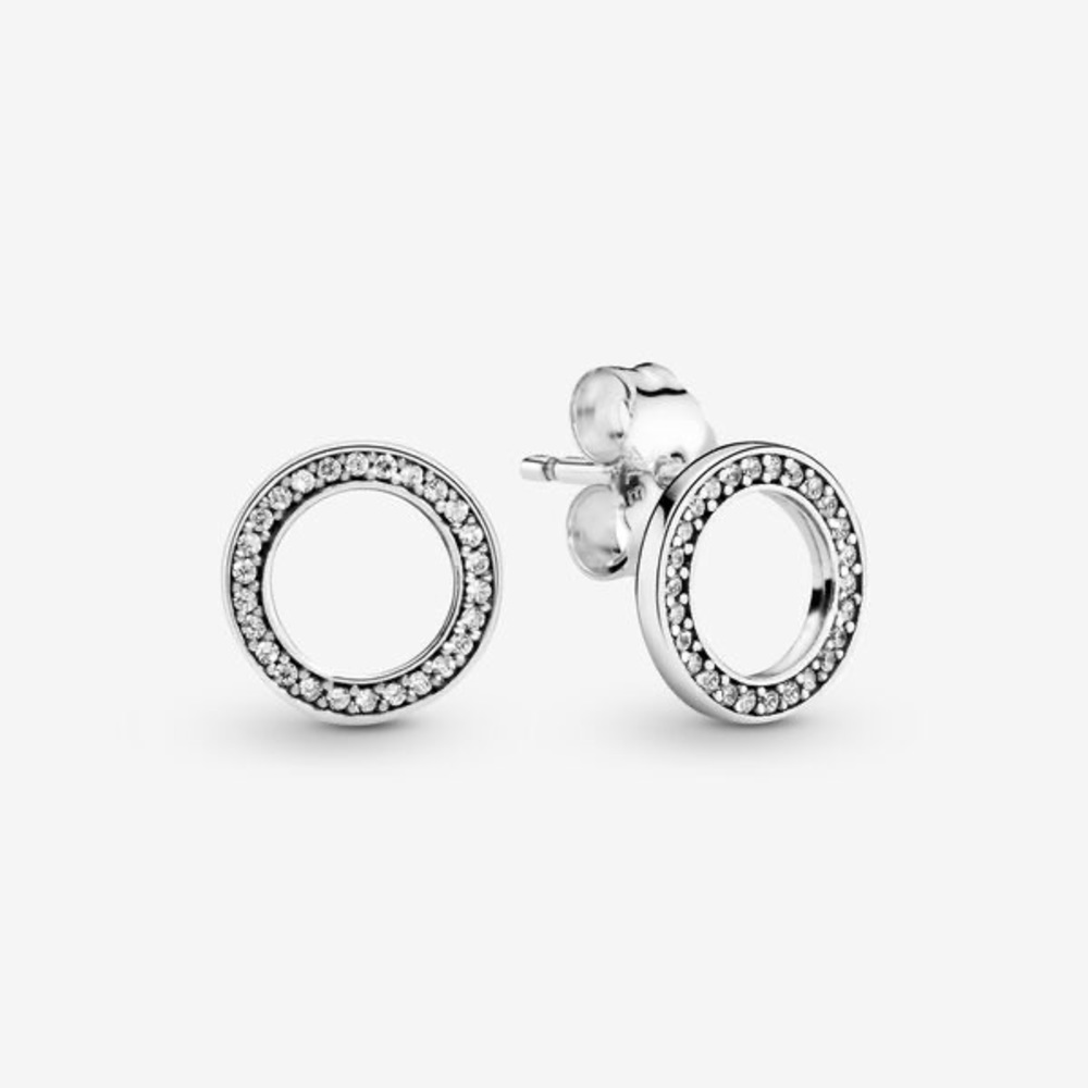 Beautiful Pandora Circle Of Sparkle Earrings 💗
